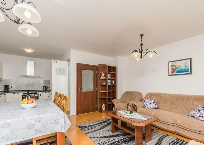 Daire Sea & Island View *